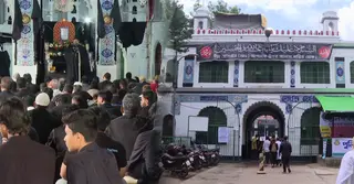 আশুরার আগেই হোসেনি দালানে দর্শনার্থীর ঢল